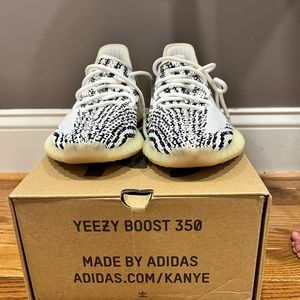 Yeezy 350 boost size men 7 1/2 worn once